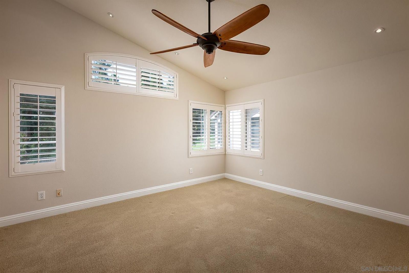 Path of 5251 primary-bedroom.jpg