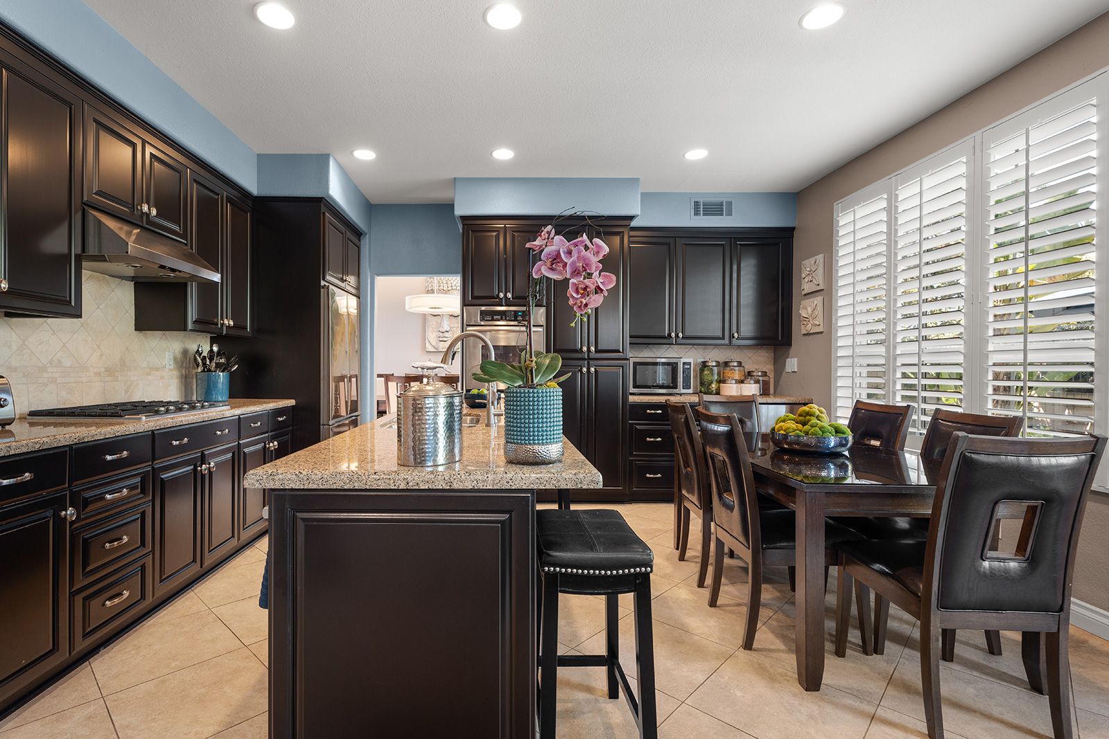 12425 Caminito Valioso-kitchen